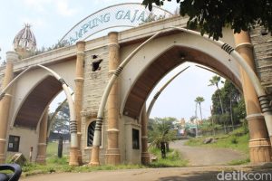 Read more about the article Inilah Penampakan Kampung Gajah Wonderland Bandung yang Dulu Selalu Ramai